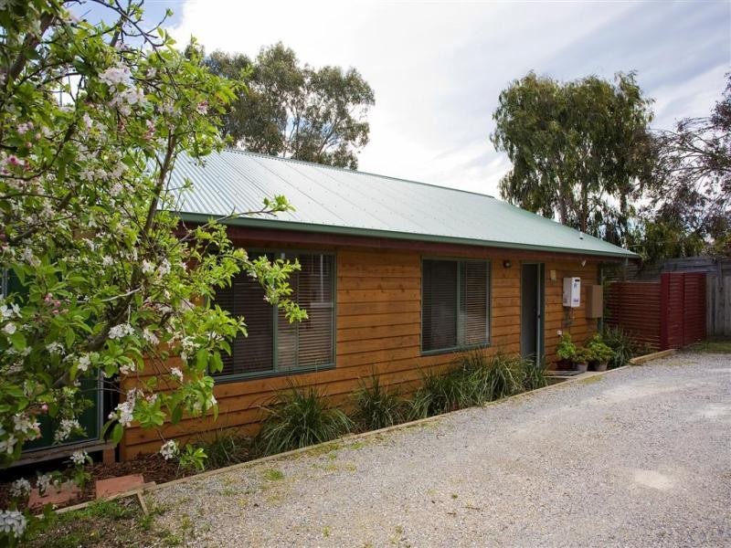 2/17 Sandhurst Cres, Jan Juc VIC 3228