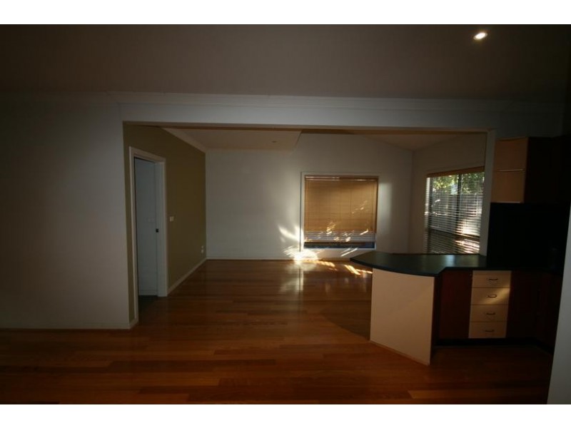 2/20 Munday Street, Torquay VIC 3228