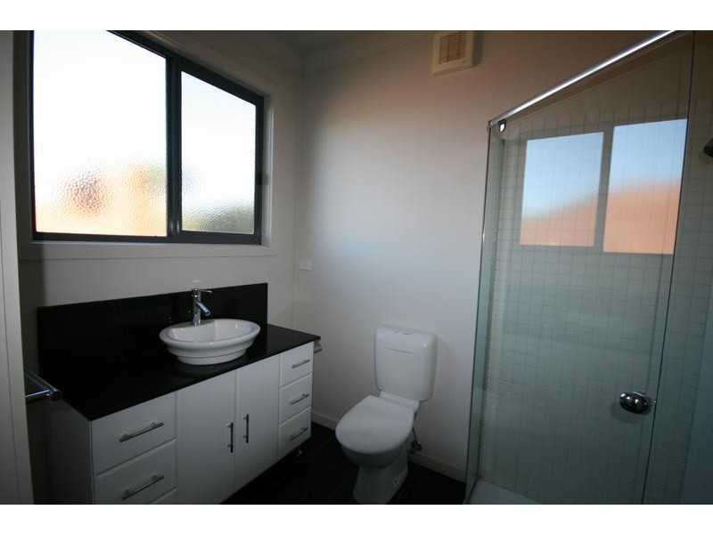 2/20 Munday Street, Torquay VIC 3228