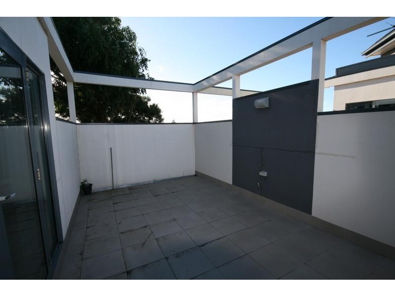 2/20 Munday Street, Torquay VIC 3228