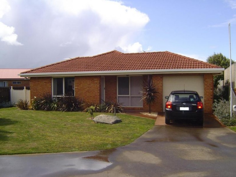 27a Orungal Crt, Torquay VIC 3228
