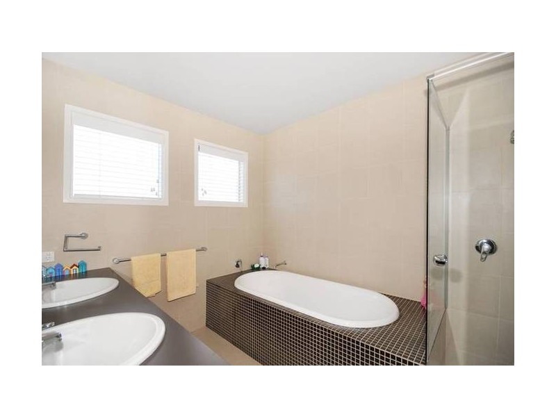 44 Loch Lomond Crescent, Torquay VIC 3228