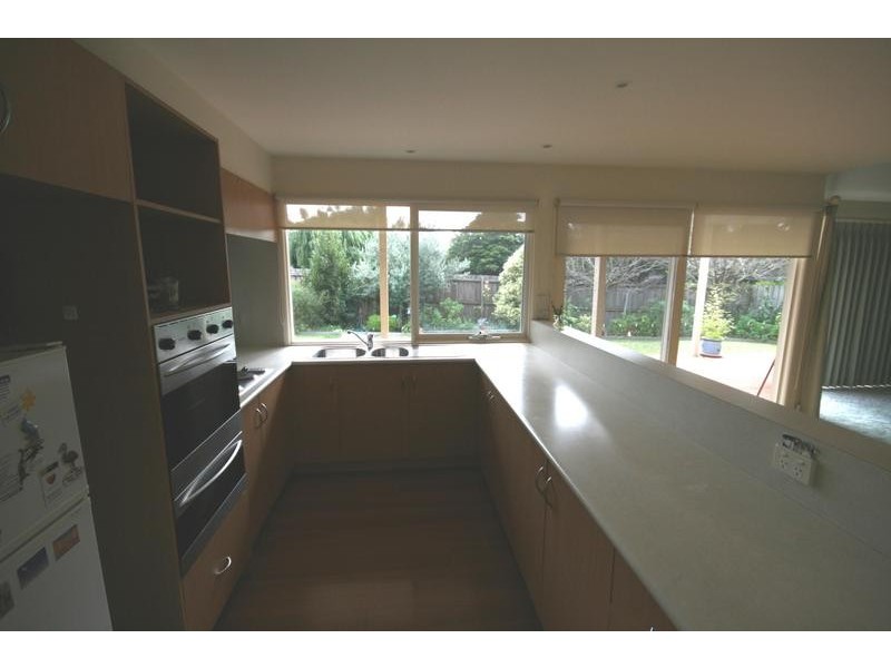 82 Geelong Road, Torquay VIC 3228