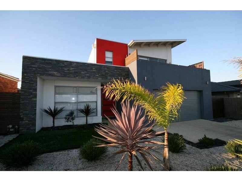 16 Centreside Drive, Torquay VIC 3228