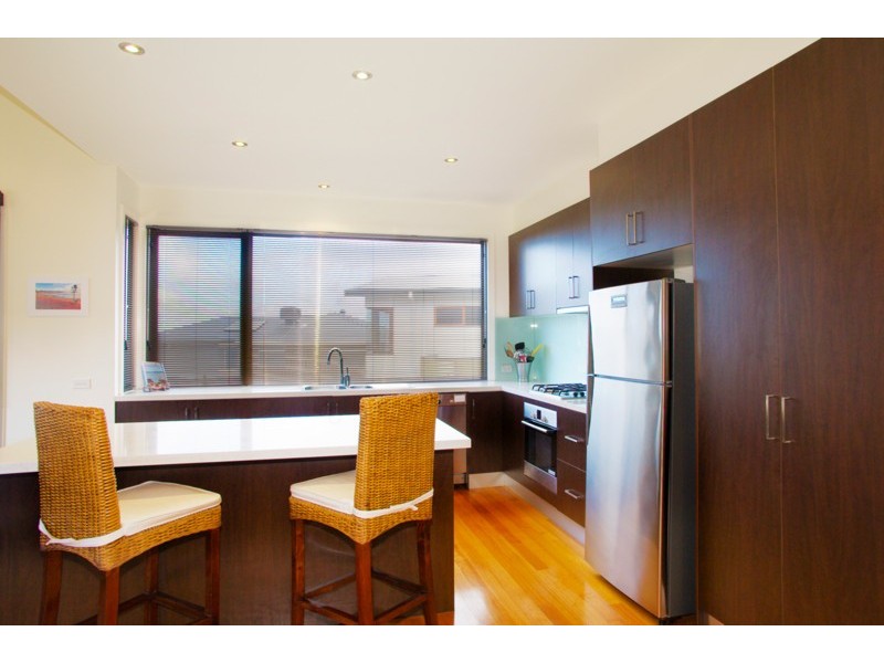 2/13 Seaview Rise, Jan Juc VIC 3228