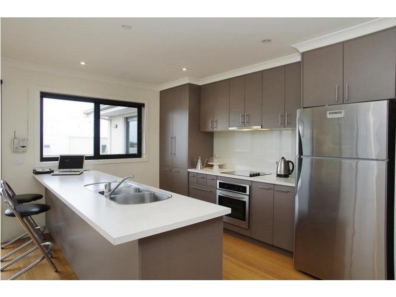 13 Empire Court, Torquay VIC 3228
