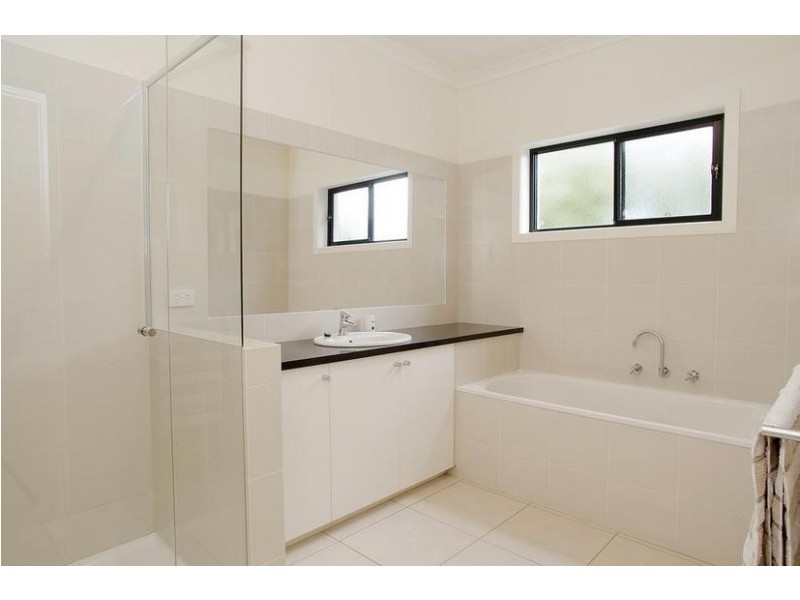 13 Empire Court, Torquay VIC 3228
