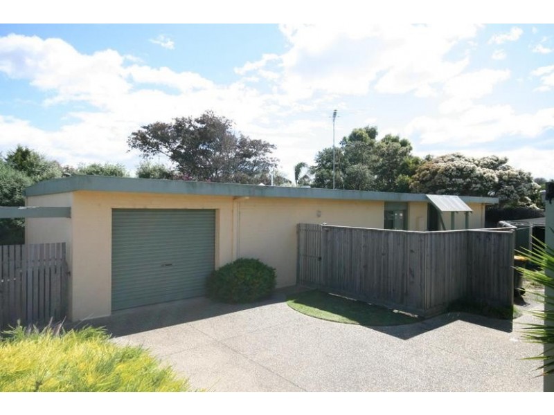 2/29 Grange Crescent, Torquay VIC 3228