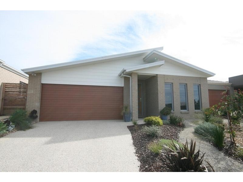 29 Shorebreak Street, Torquay VIC 3228