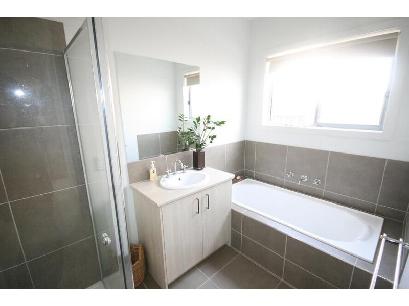 29 Shorebreak Street, Torquay VIC 3228