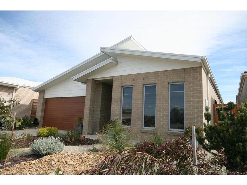29 Shorebreak Street, Torquay VIC 3228