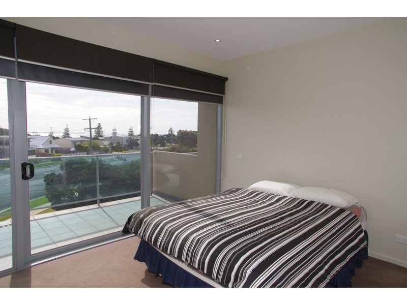 11/7 Bell Steet, Torquay VIC 3228