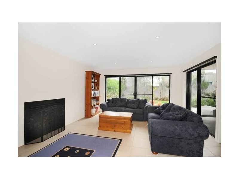 44 Loch Lomond Crescent, Torquay VIC 3228