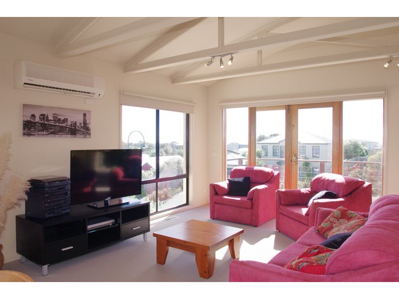 16 Banksia Close, Torquay VIC 3228