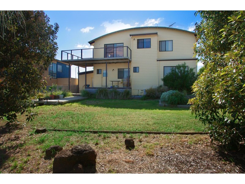 16 Banksia Close, Torquay VIC 3228
