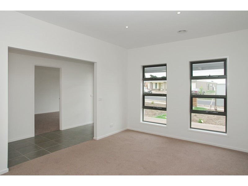 7 Centreside Drive, Torquay VIC 3228