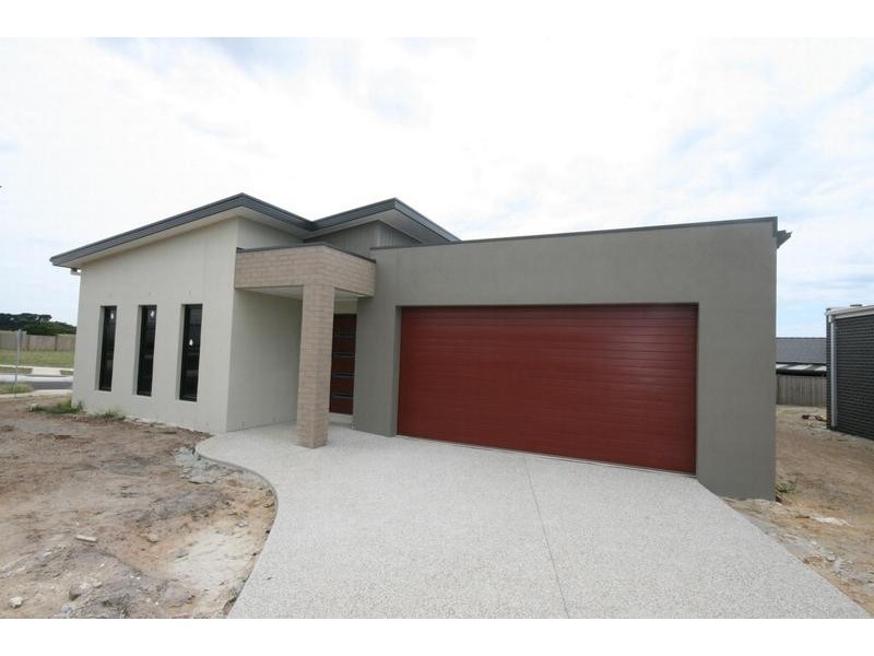 196 Fischer Street, Torquay VIC 3228
