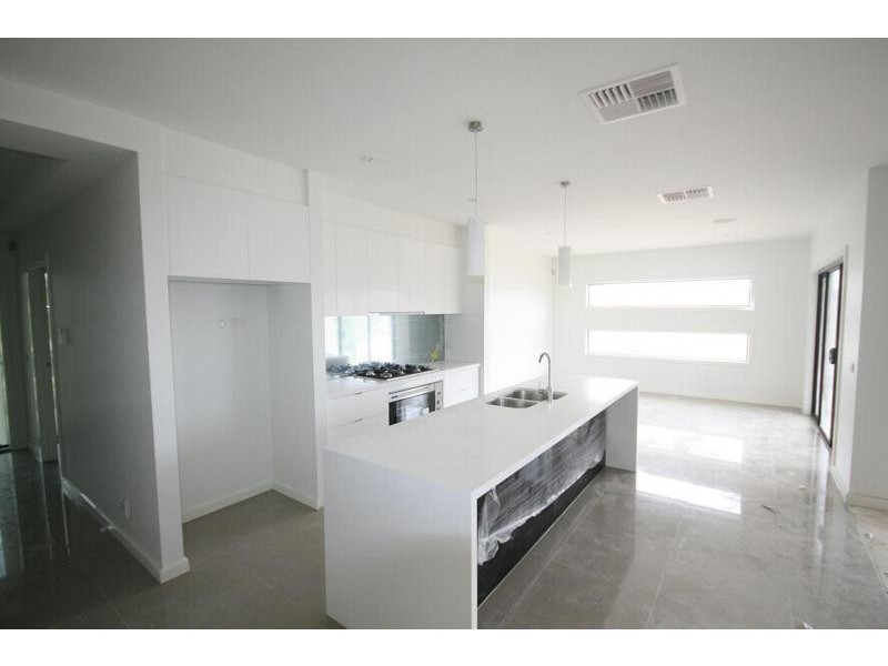 196 Fischer Street, Torquay VIC 3228