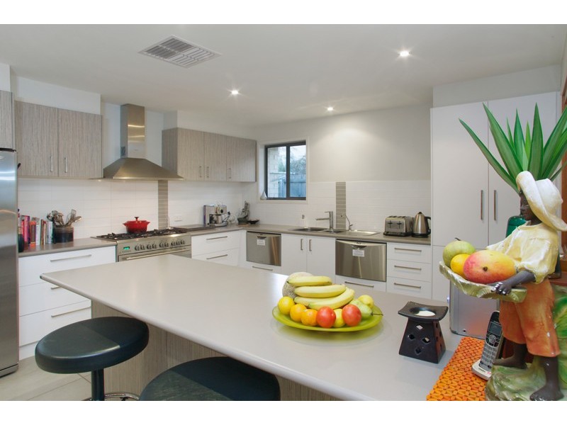 11 Rippleside Drive, Torquay VIC 3228