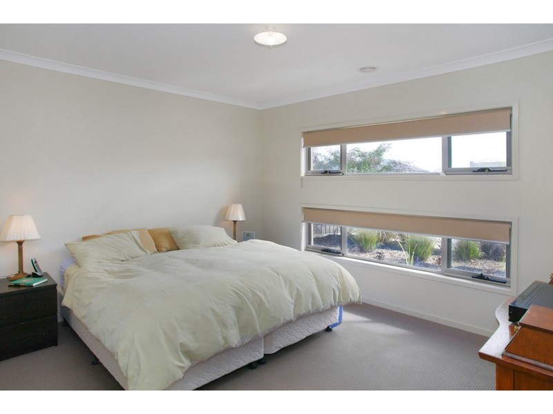 4 Rippleside Drive, Torquay VIC 3228