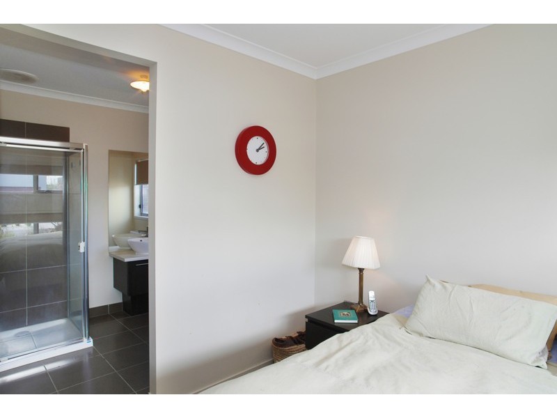 4 Rippleside Drive, Torquay VIC 3228