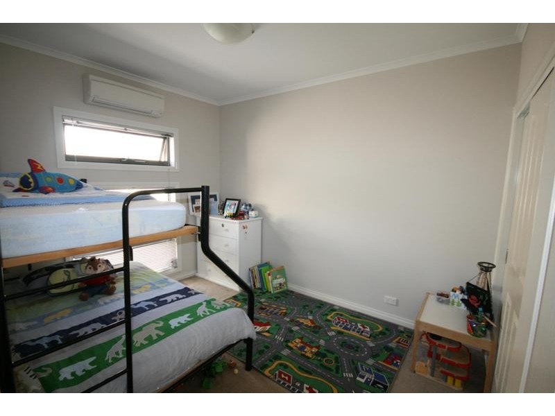 2/32 Spring Street, Torquay VIC 3228