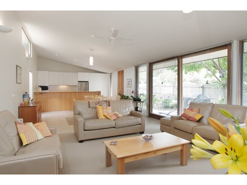 1A Central Avenue, Torquay VIC 3228