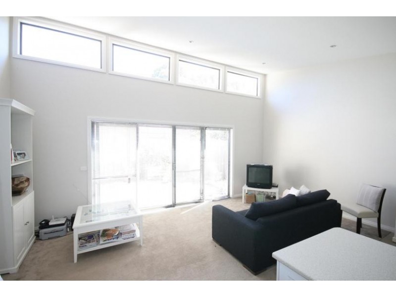 2/32 Spring Street, Torquay VIC 3228