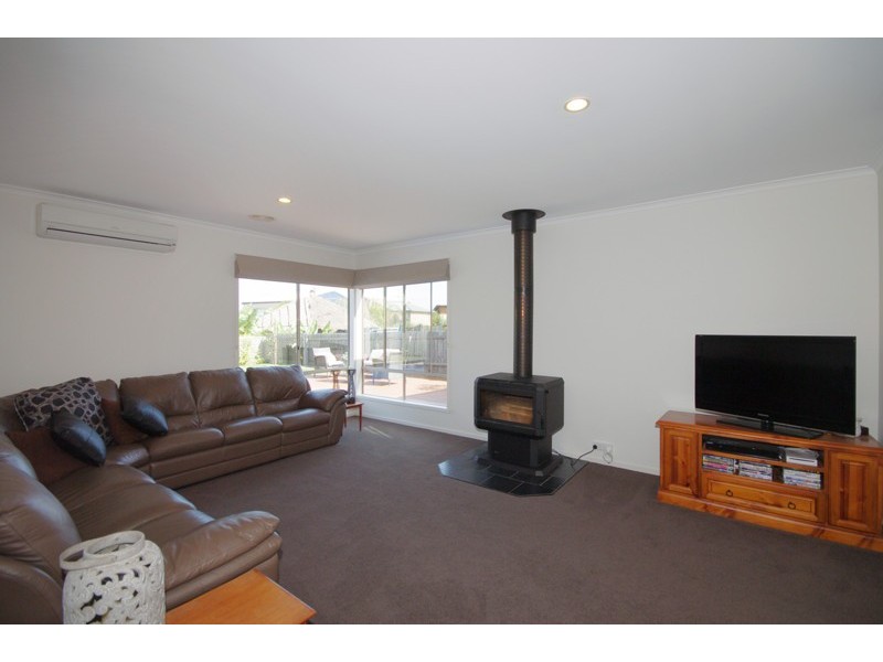 25 Conside Crescent, Torquay VIC 3228