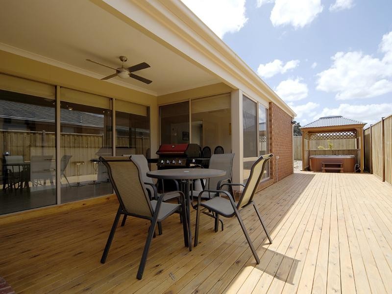 20 Centreside Drive, Torquay VIC 3228