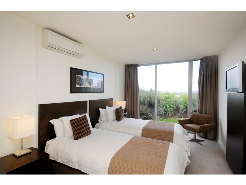 135-136/100 The Esplanade, Torquay VIC 3228
