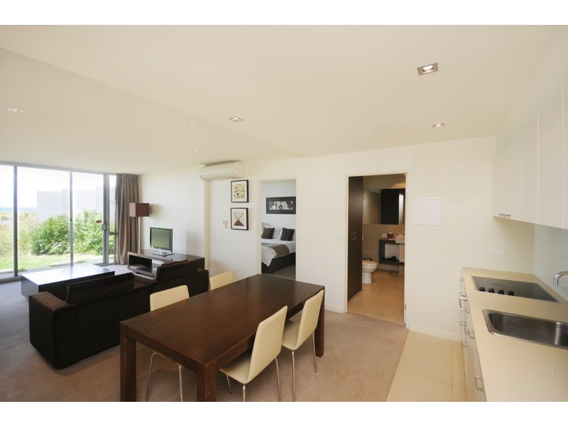 135-136/100 The Esplanade, Torquay VIC 3228