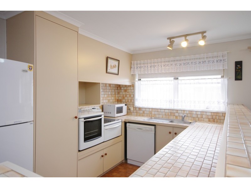 18 Aquilla Avenue, Torquay VIC 3228