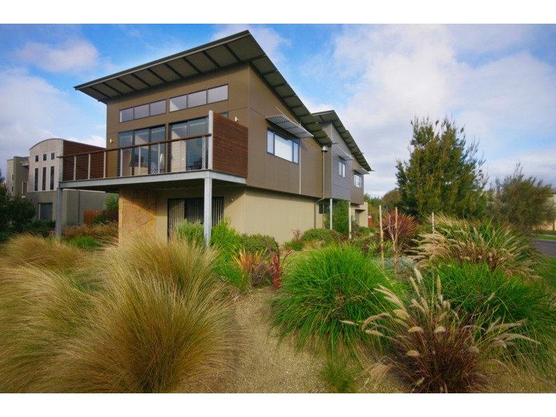 26 Links Drive, Torquay VIC 3228