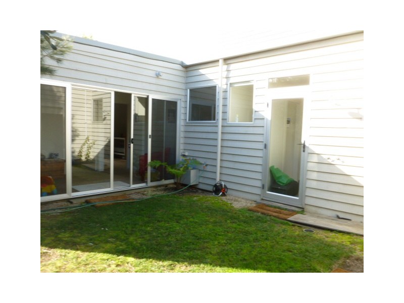 40 Loch Lomond Crescent, Torquay VIC 3228