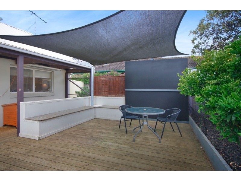 98 Beach Road, Torquay VIC 3228