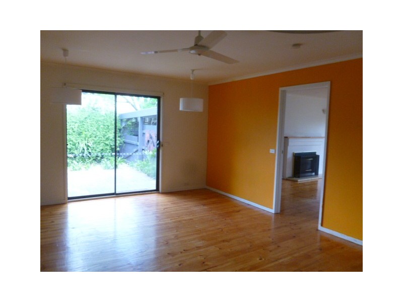 8 Endeavour Drive, Torquay VIC 3228