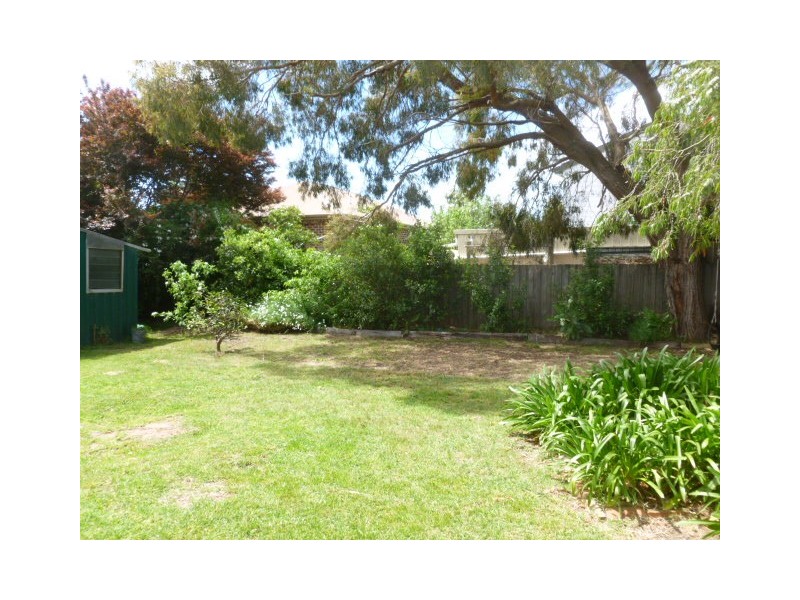 8 Endeavour Drive, Torquay VIC 3228