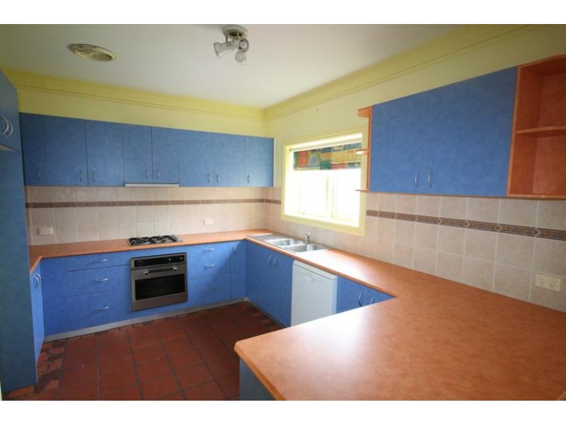 64 Loch Ard Drive, Torquay VIC 3228