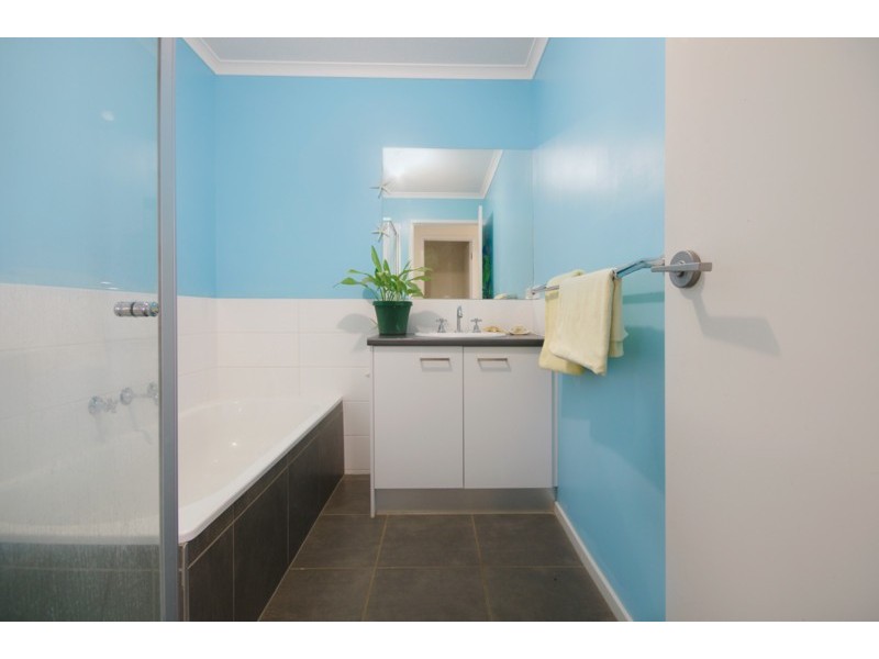31 Danawa Drive, Torquay VIC 3228