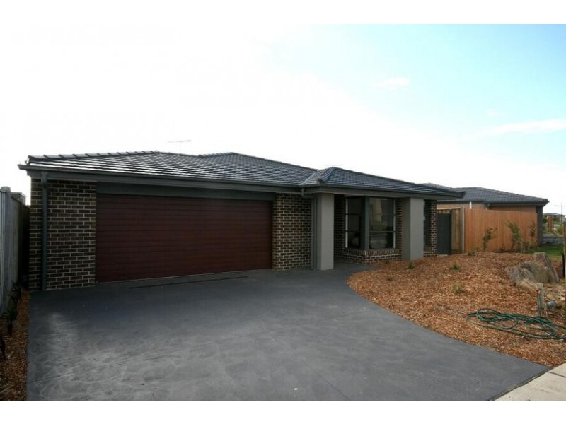 32 Sunnymead Avenue, Torquay VIC 3228