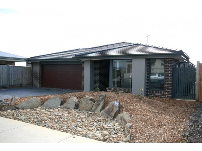 32 Sunnymead Avenue, Torquay VIC 3228