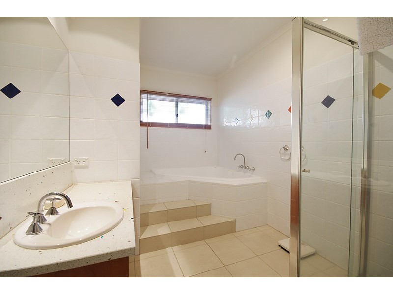 2 Ceduna Close, Torquay VIC 3228