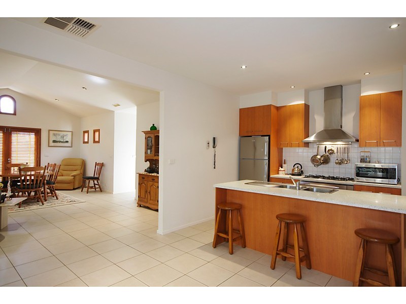 2 Ceduna Close, Torquay VIC 3228