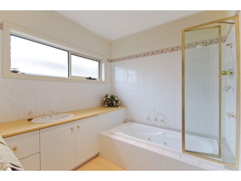 25 Strathmore Drive, Jan Juc VIC 3228