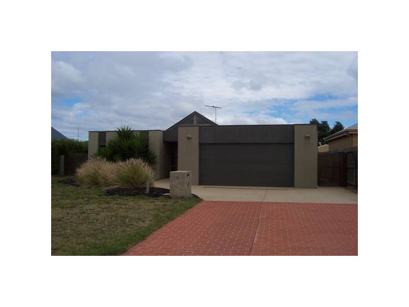 6 Ceduna Close, Torquay VIC 3228