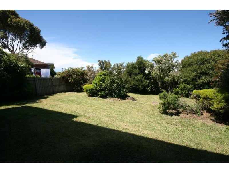 15 Strathmore Drive, Jan Juc VIC 3228