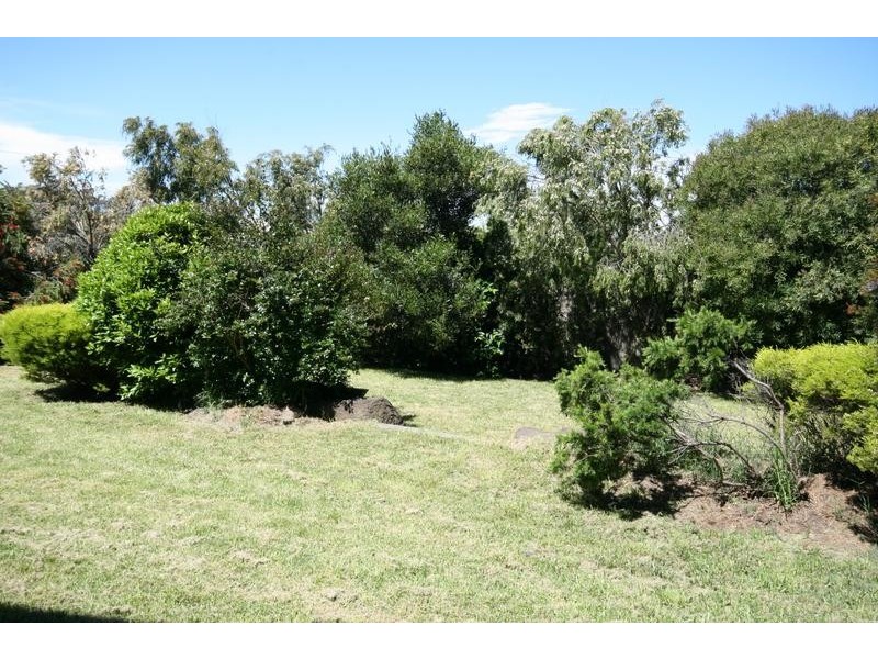 15 Strathmore Drive, Jan Juc VIC 3228