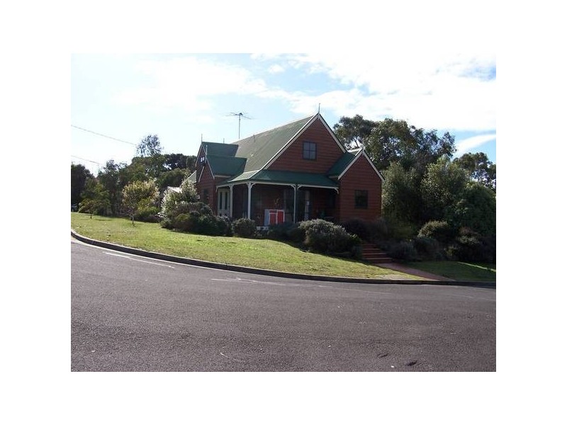 10 Windarra Grove, Jan Juc VIC 3228