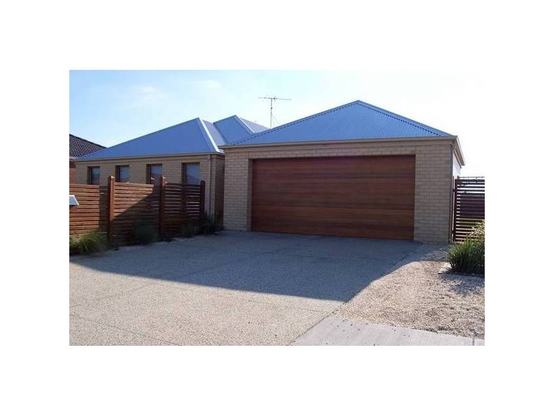 39 Island Drive, Torquay VIC 3228